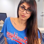 Group mia khalifa